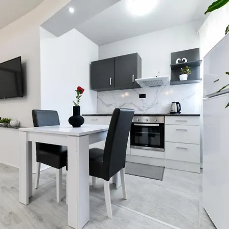 Apartamento Lusy Lo *